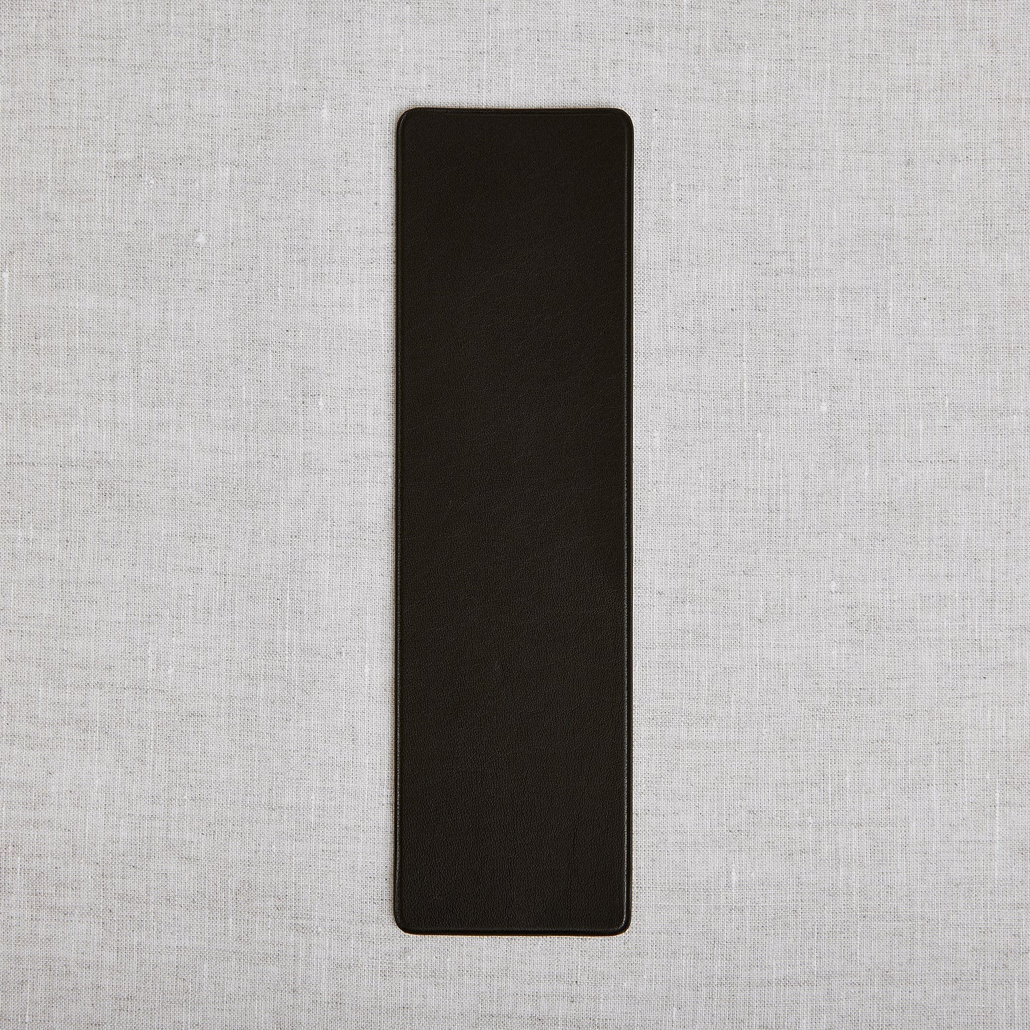 marque-page cuir noir