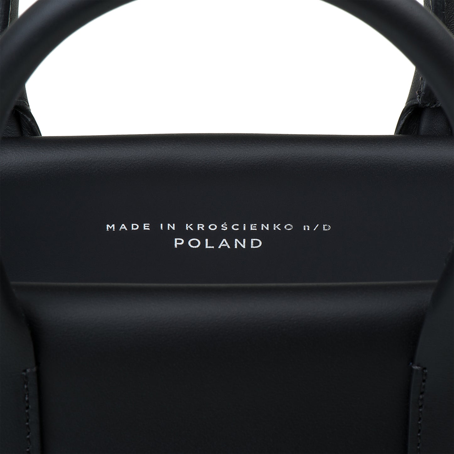 sac à main en cuir noir