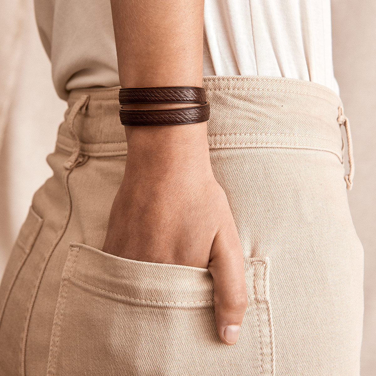 Bracelet à double tour en cuir de Russie