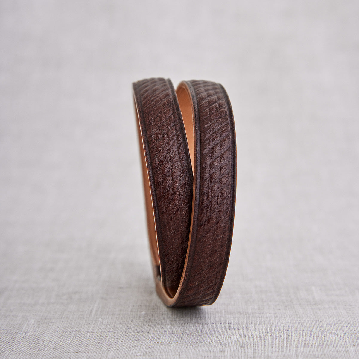 Bracelet à double tour en cuir de Russie