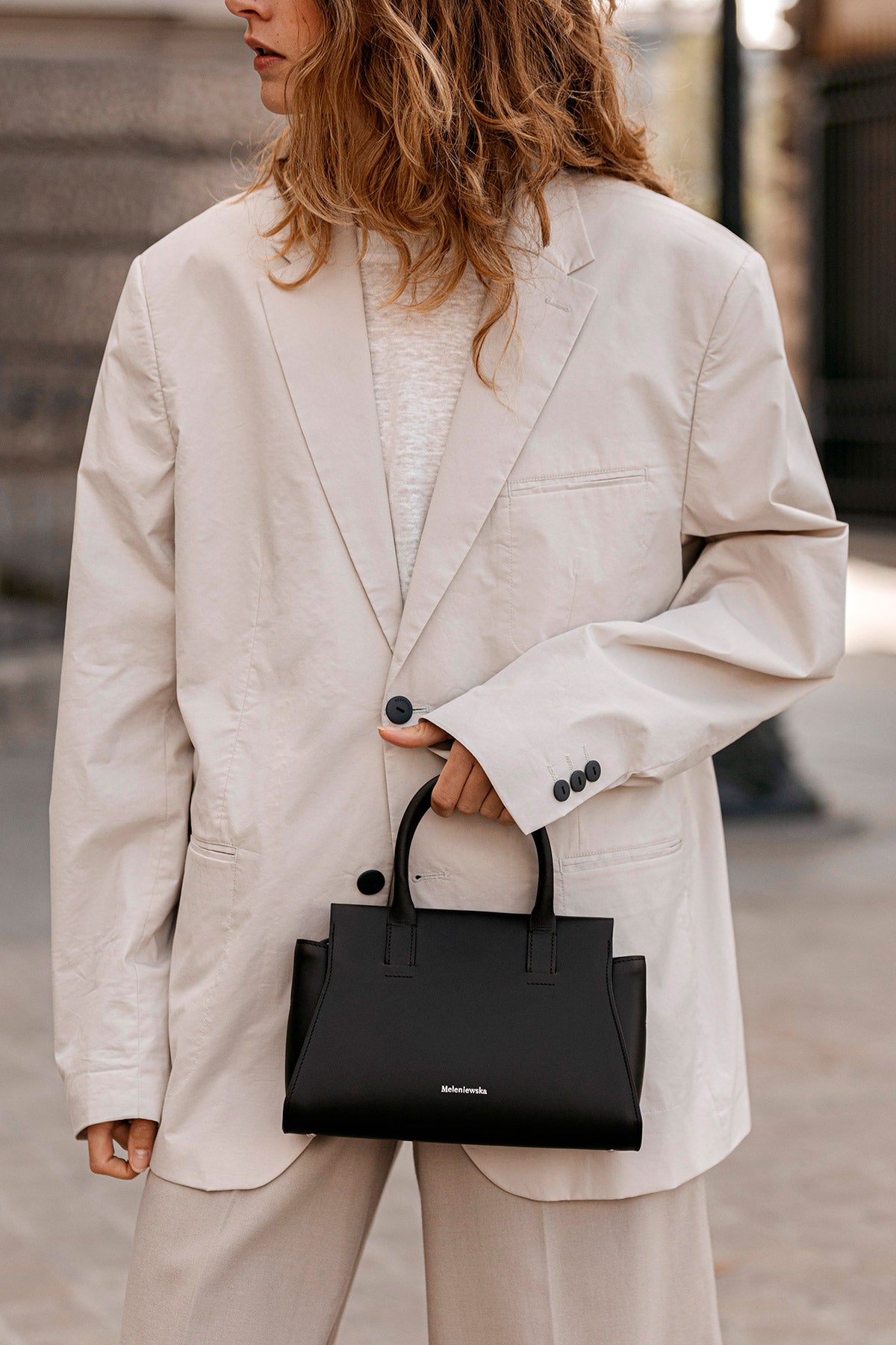 sac à main en cuir noir