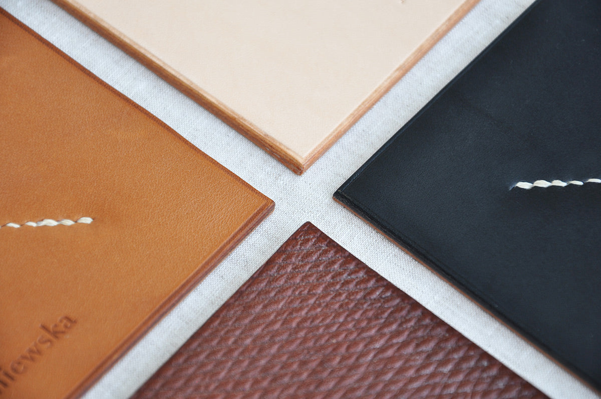 Meleniewska leather aperçu